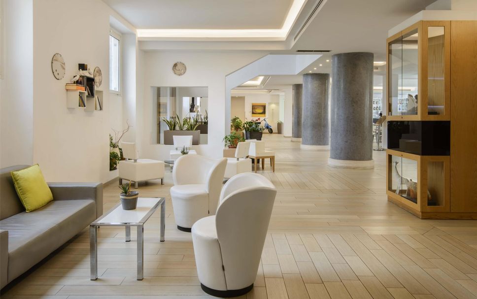 Lobby Photo