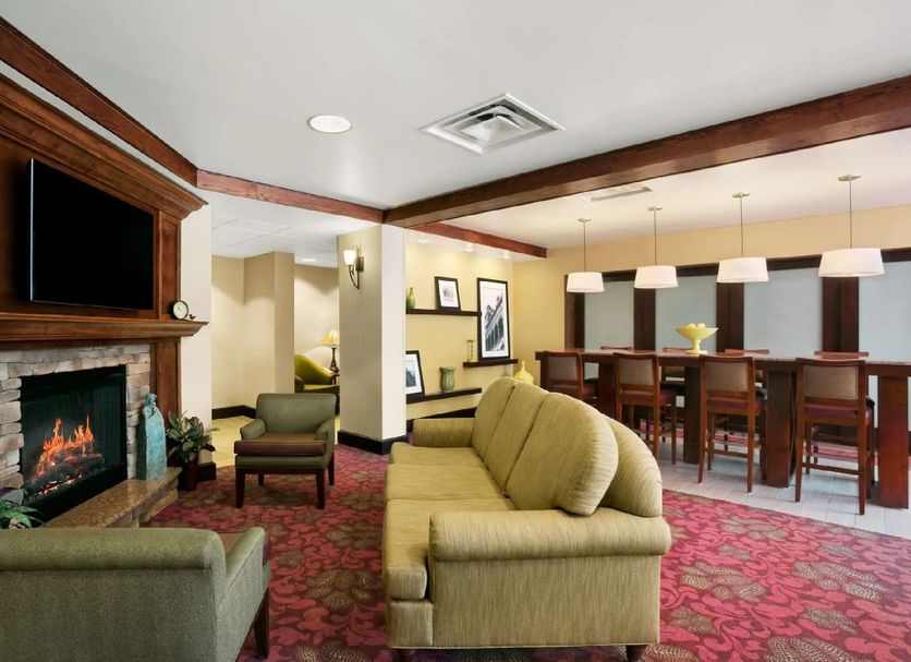 Lounge Photo