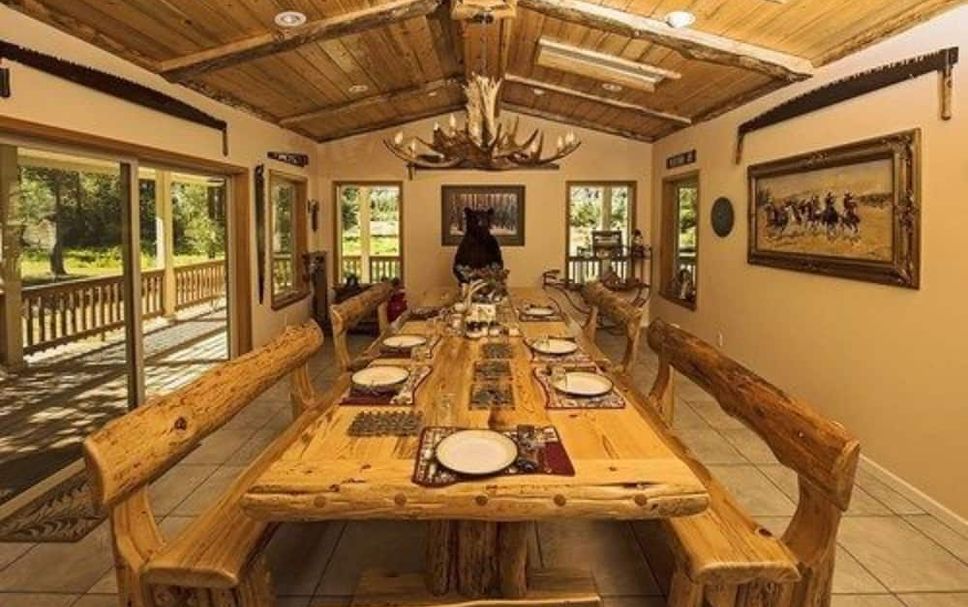 Dining room Photo