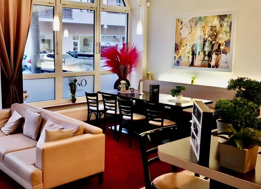 Dining room Photo