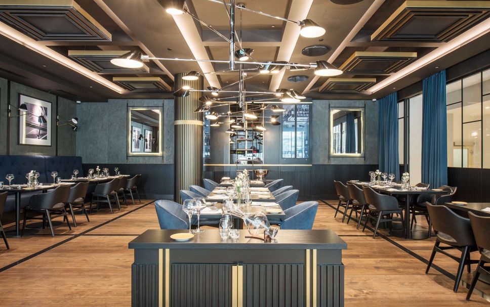 Restaurant Photo