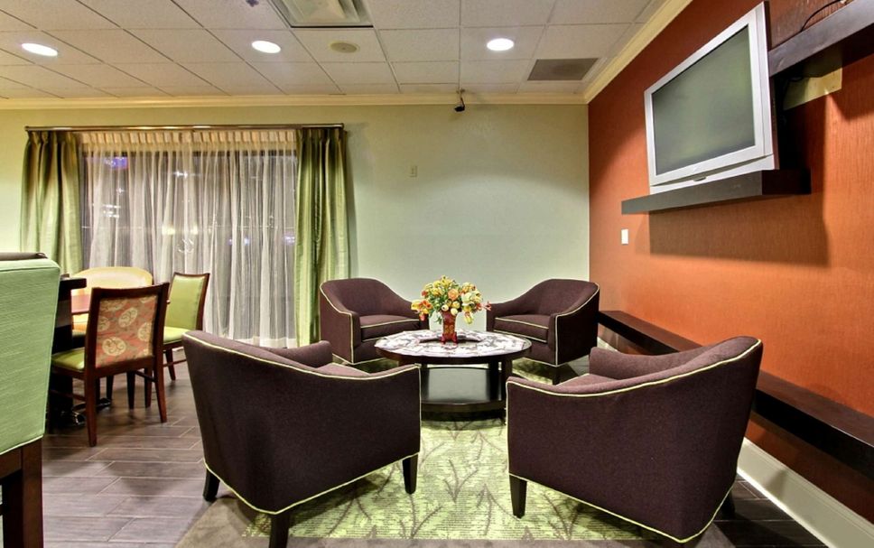 Lounge Photo