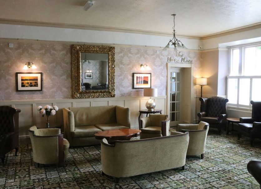 Lounge Photo