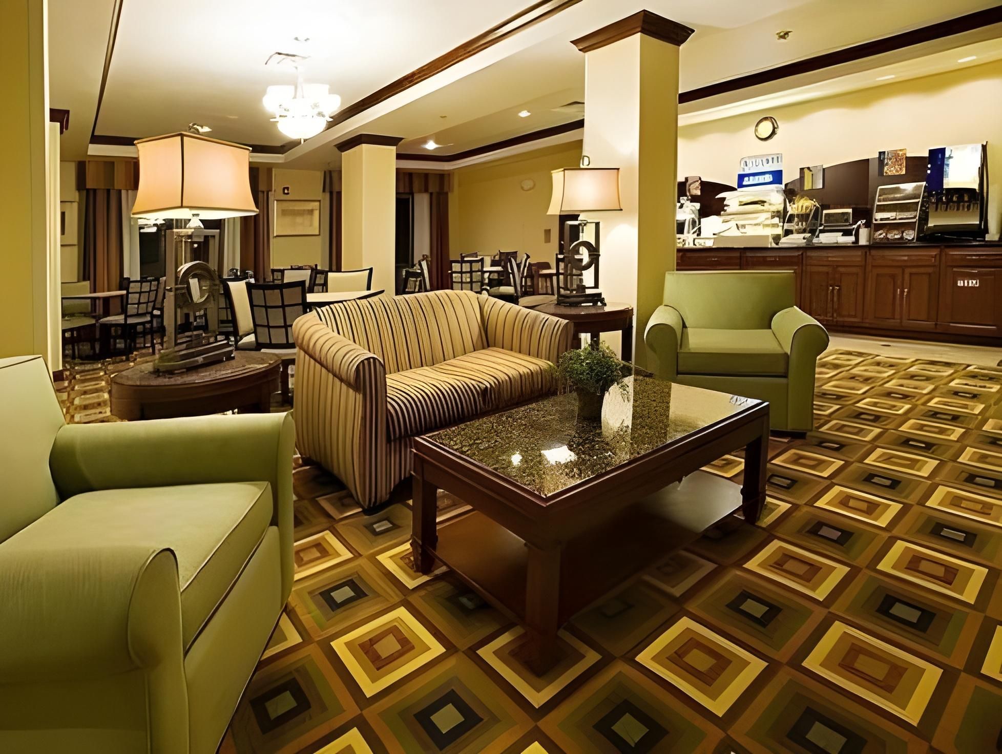 Lounge Photo