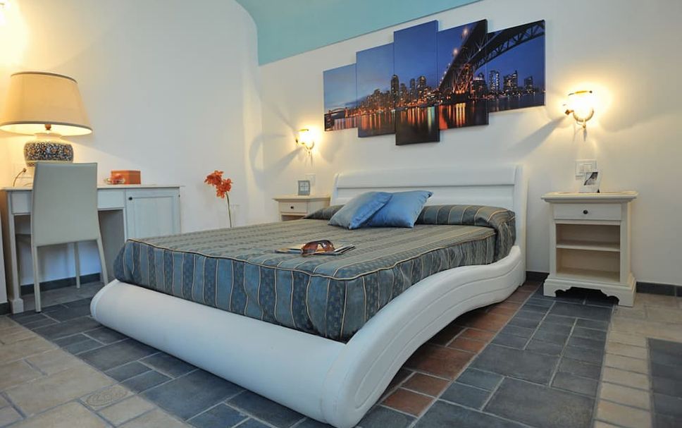 Bedroom Photo