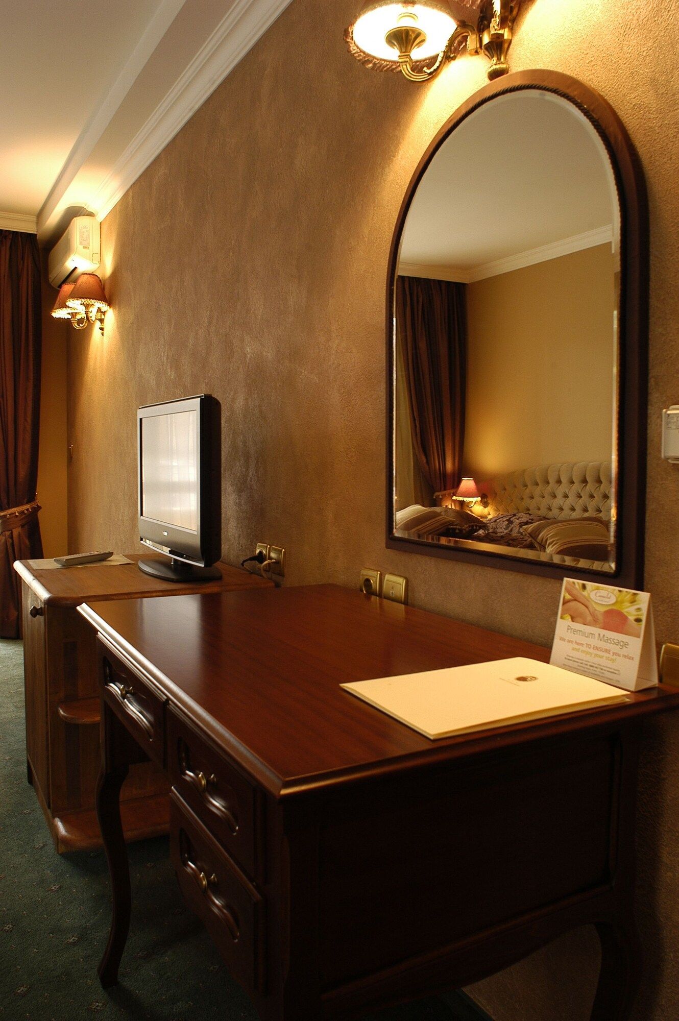 Room amenity