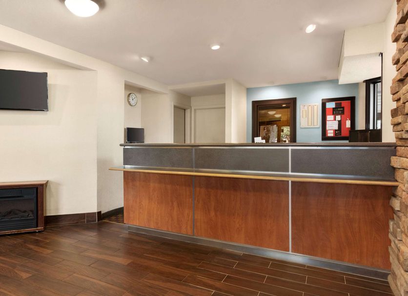 Front desk Photo