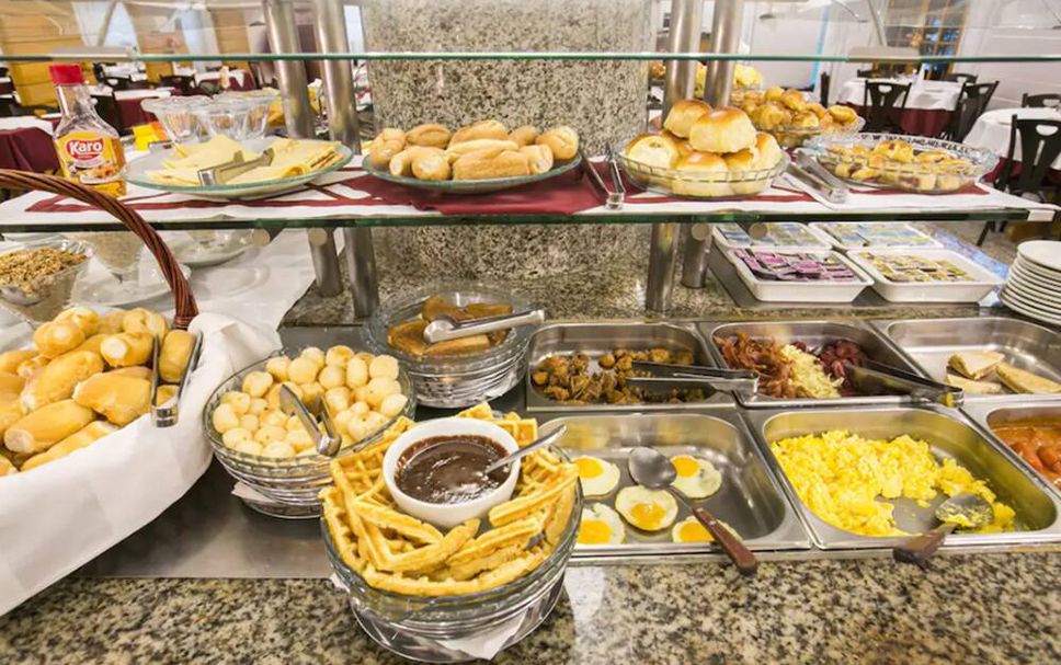 Buffet Photo
