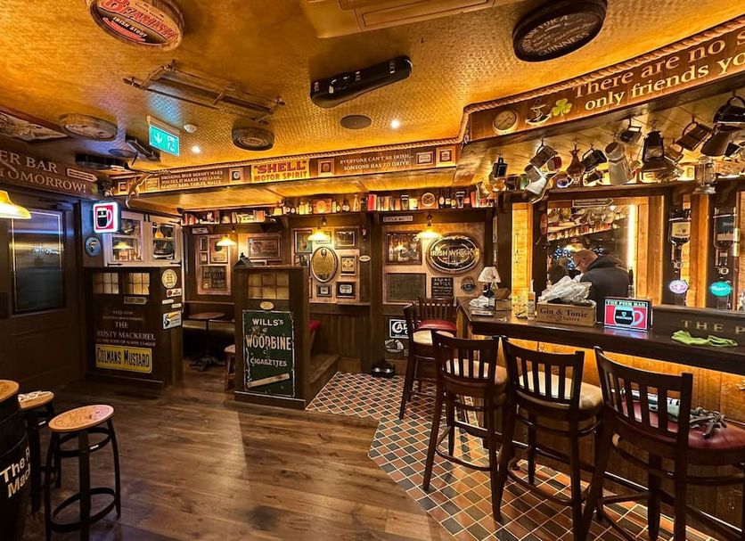 Bar Photo