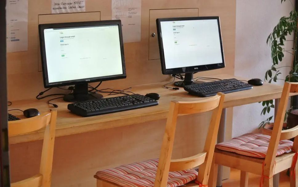Business center Photo