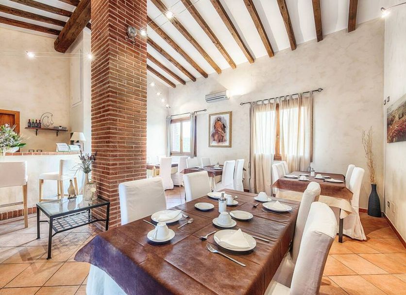 Dining room Photo