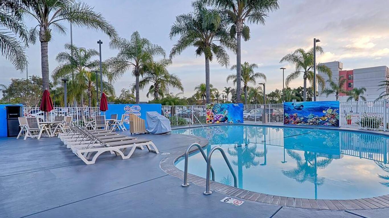 Motel 6-Los Angeles, Ca - Los Angeles - Lax