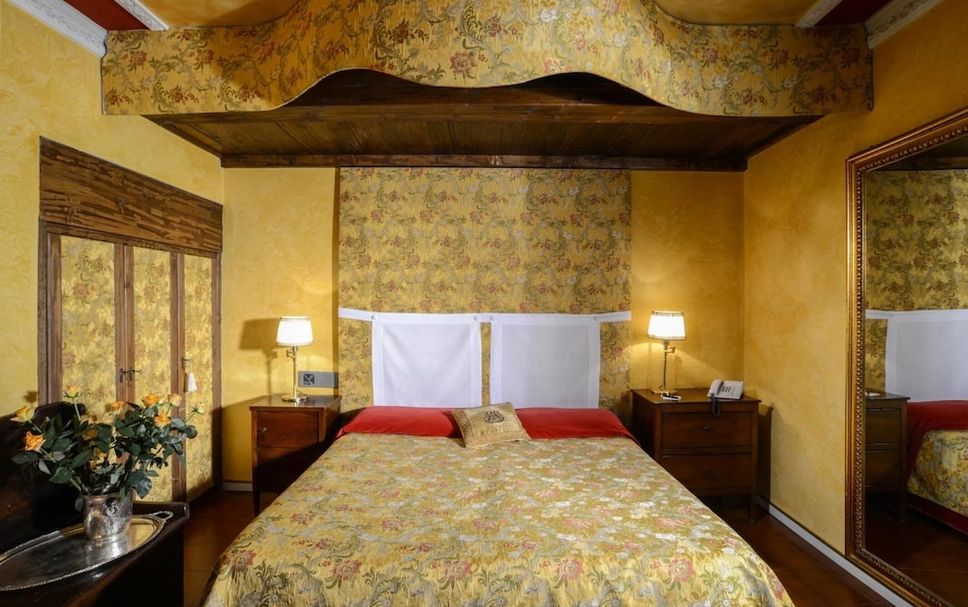 Bedroom Photo