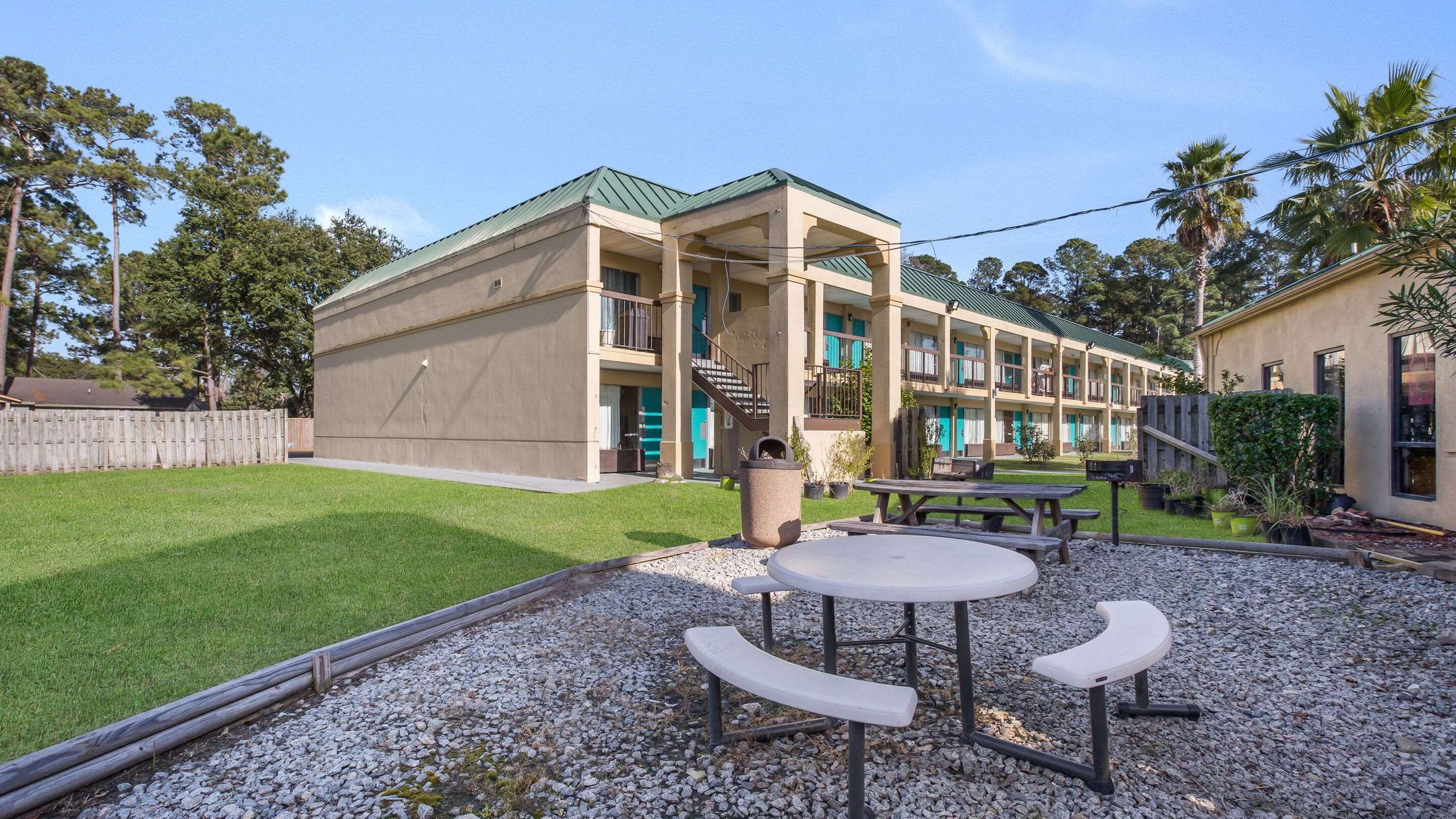 Econo Lodge Inn & Suites HardeevilleI95, Hardeeville, SC, United