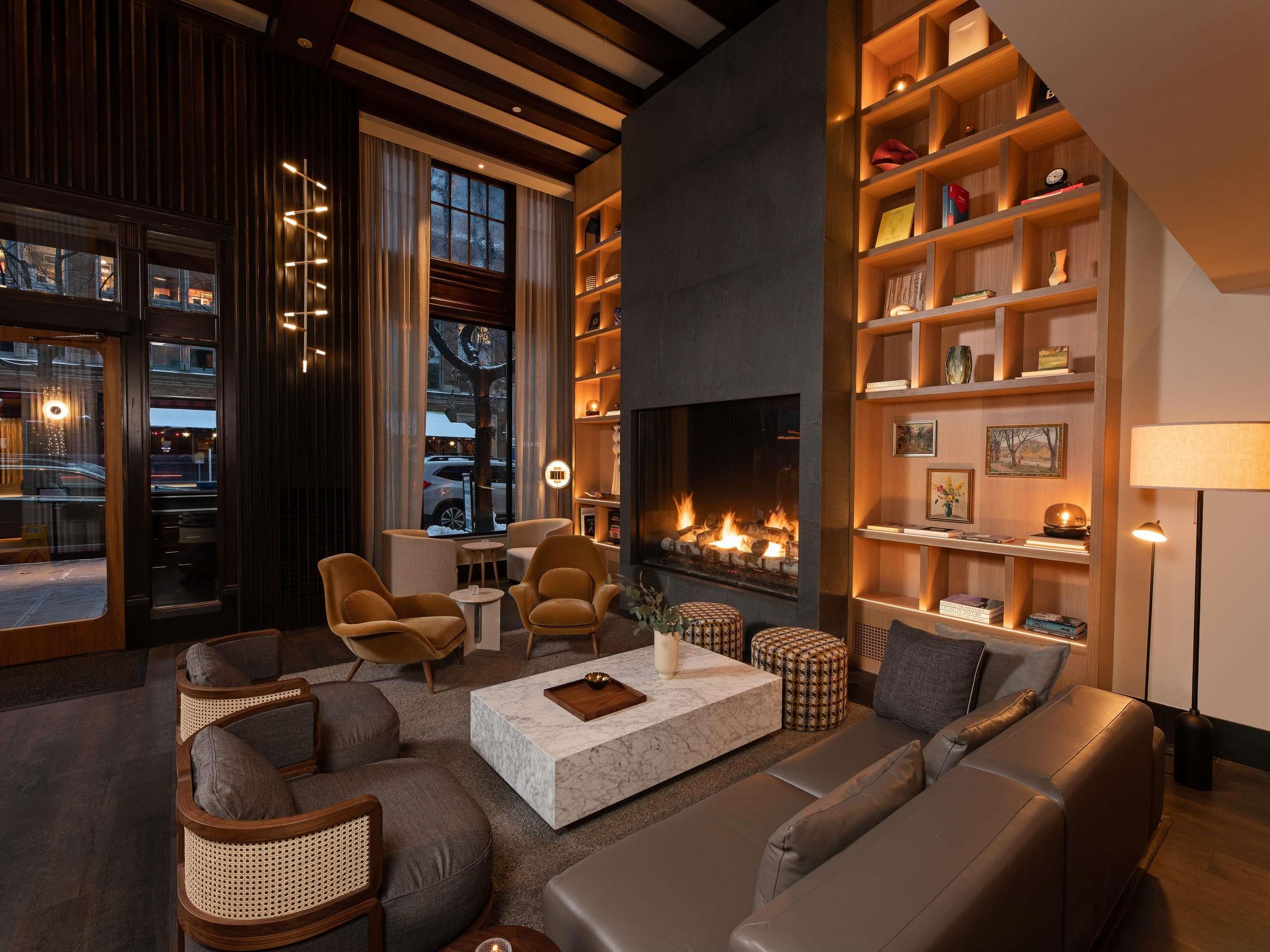 Lounge Photo