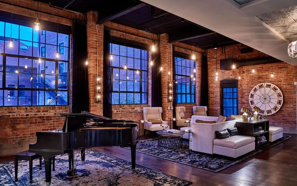 Lounge Photo