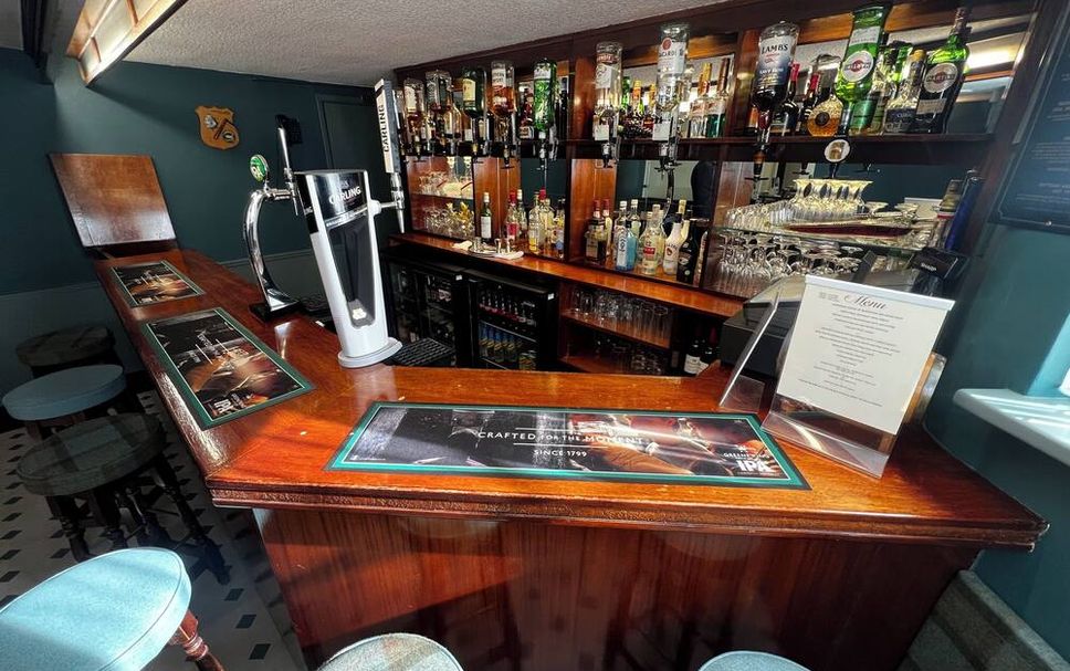 Bar Photo