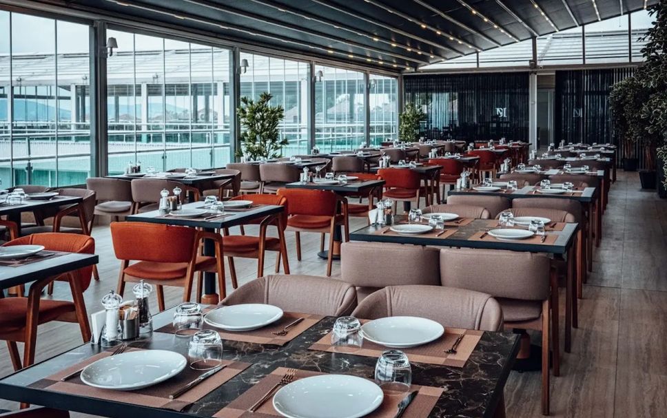 Restaurant Photo