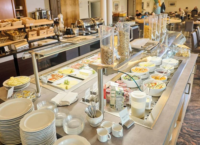 Buffet Photo