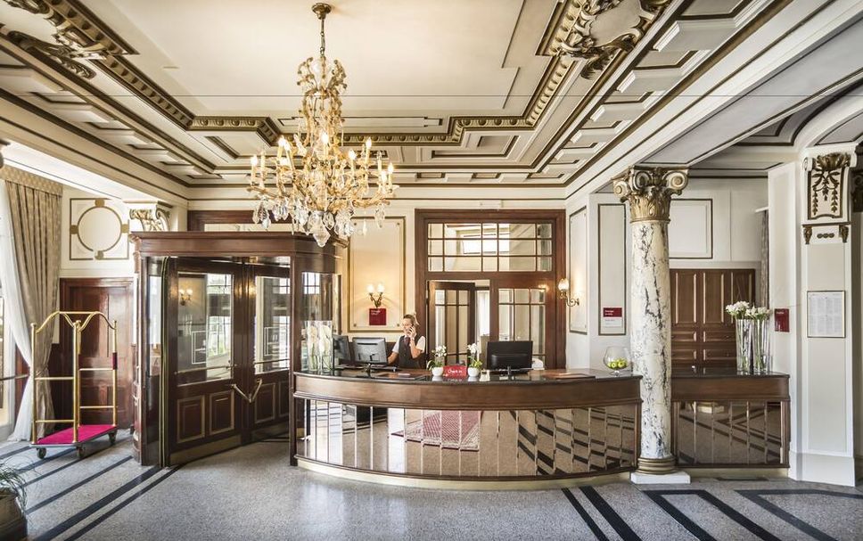 Lobby Photo