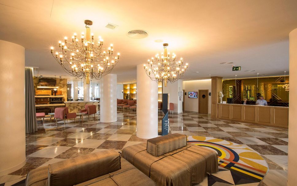 Lobby Photo
