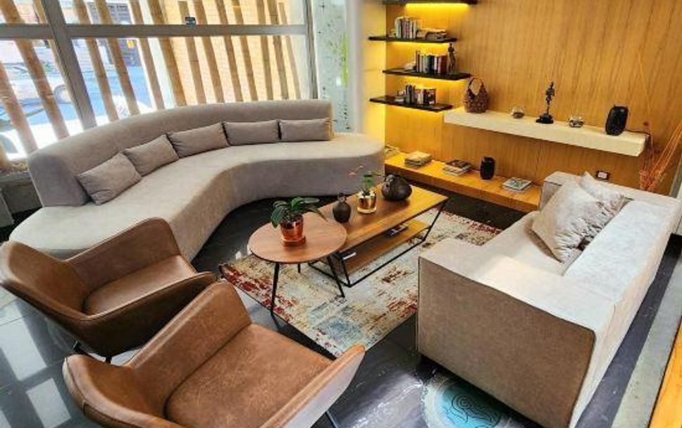 Lounge Photo