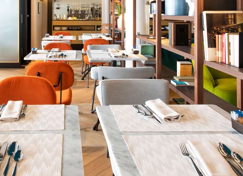 Restaurant Photo