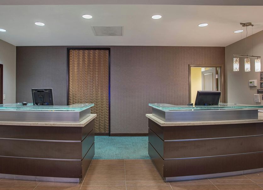 Front desk Photo