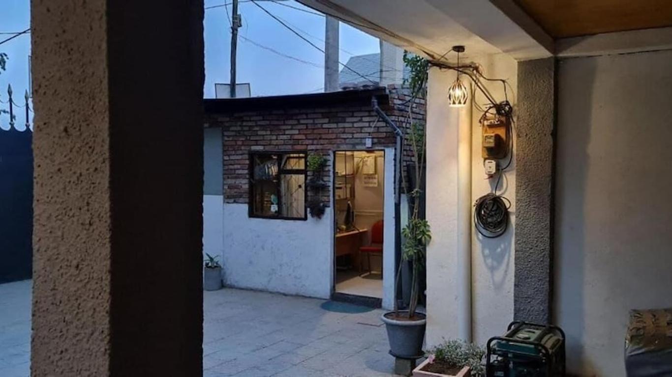 Lucy Guest House B&B