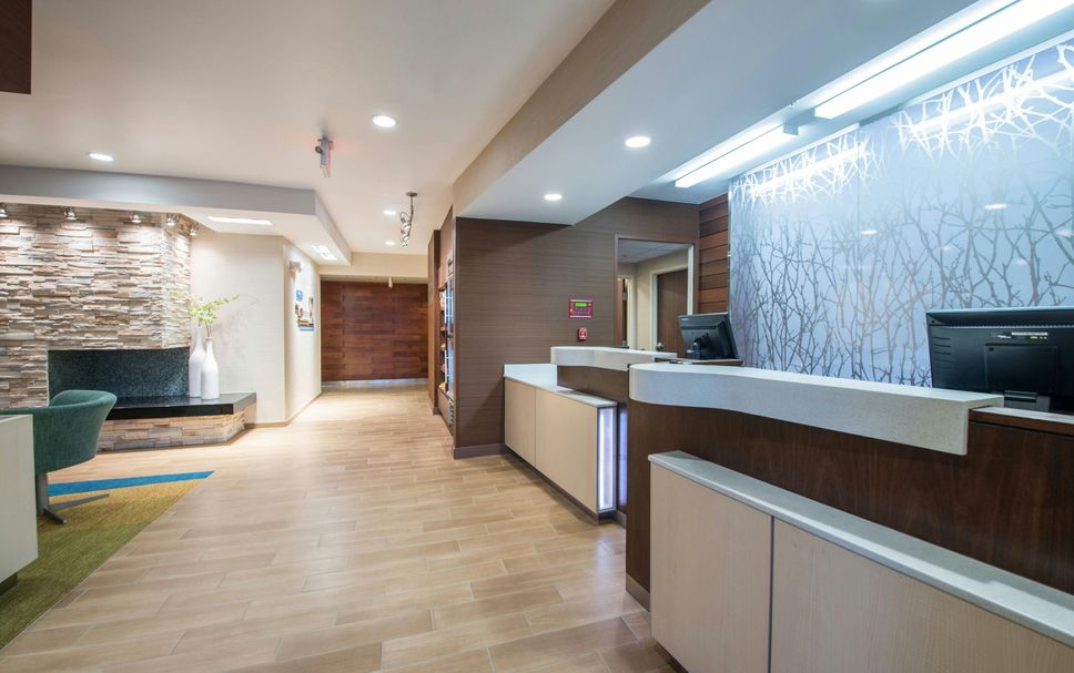Front desk Photo