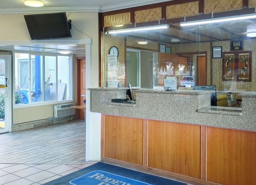 Front desk Photo
