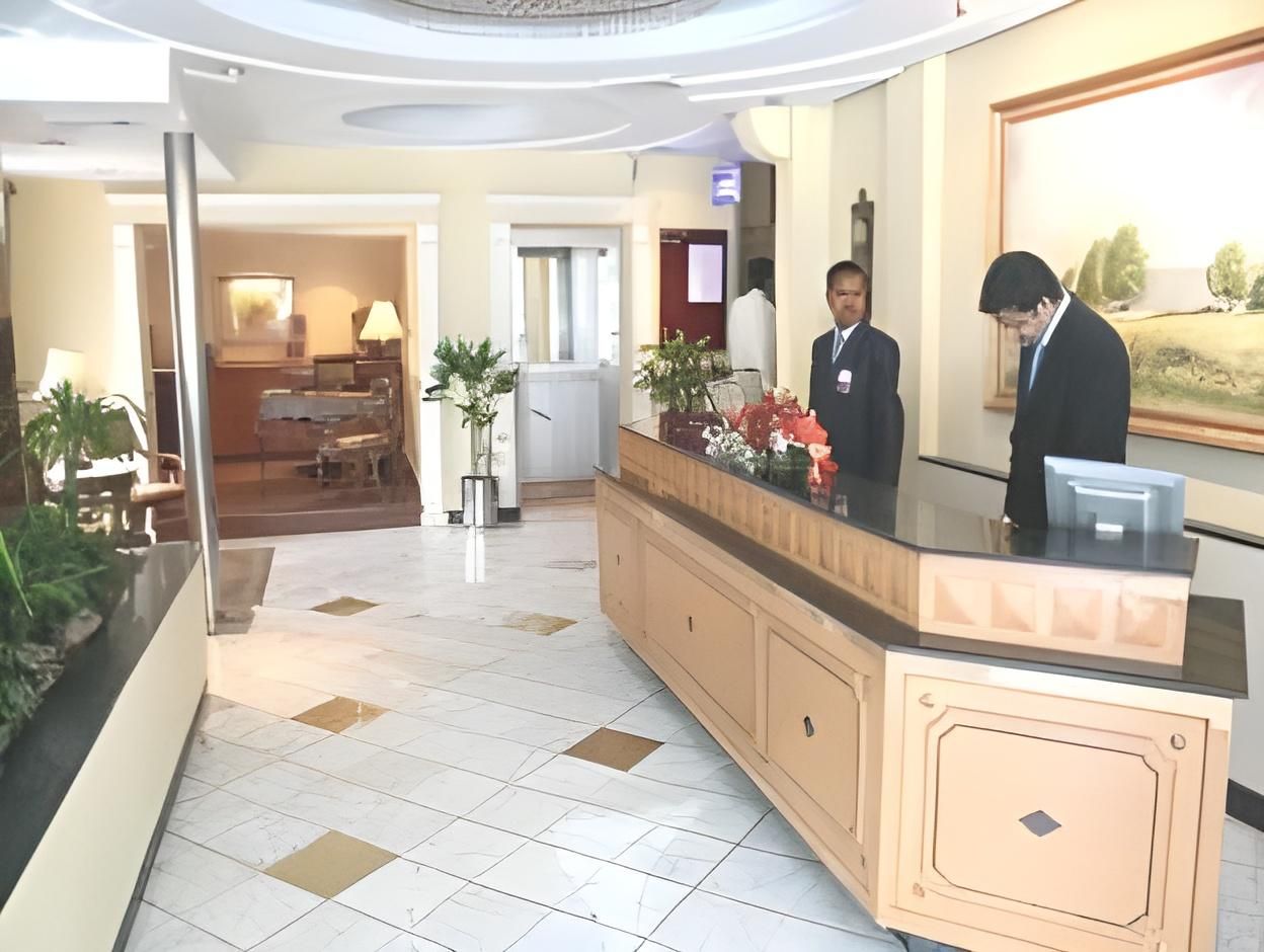 Front desk Photo