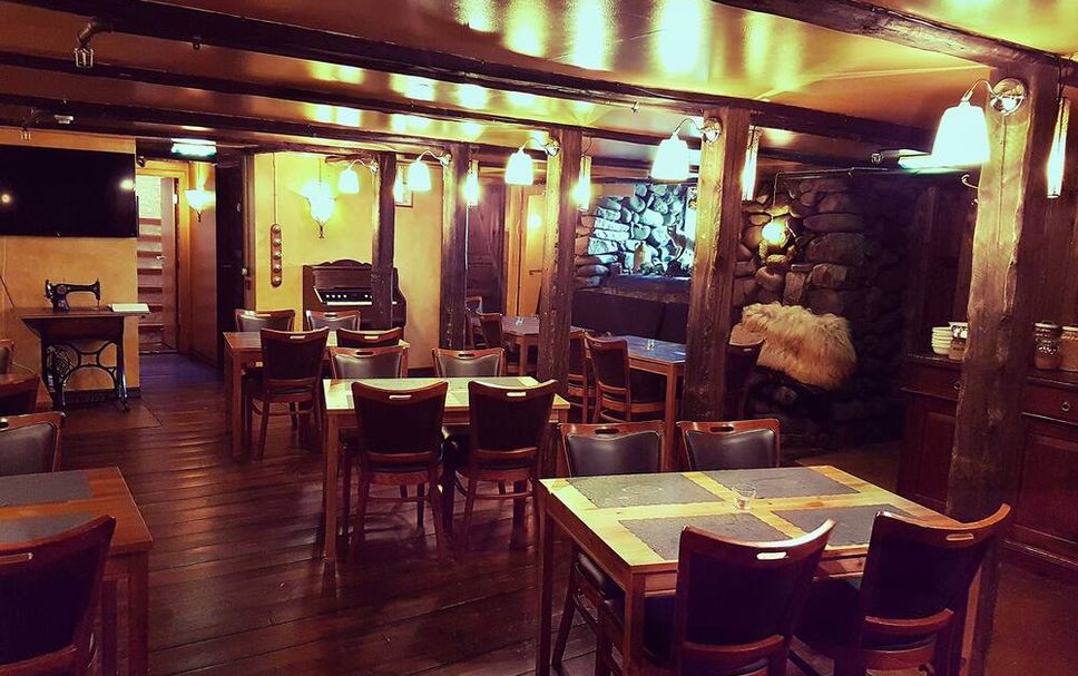 Restaurant Photo