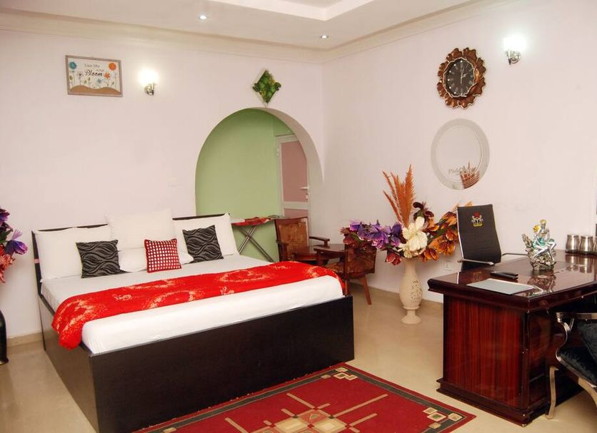 Bedroom Photo