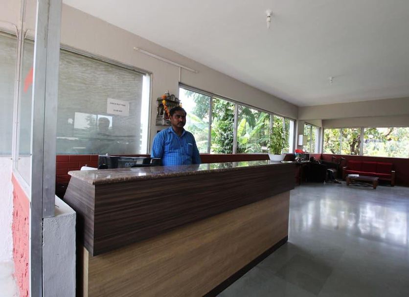 Front desk Photo