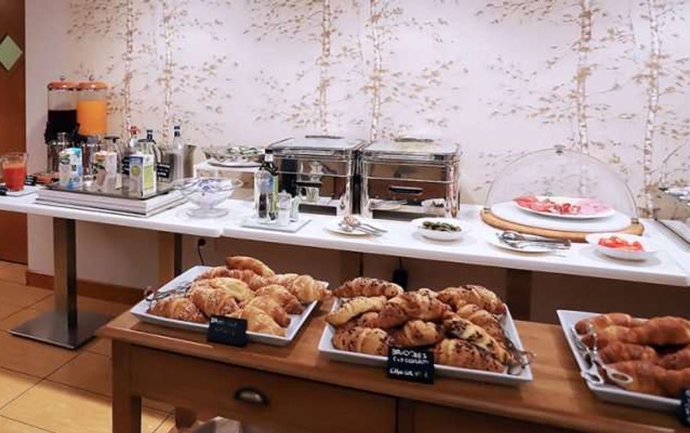Buffet Photo