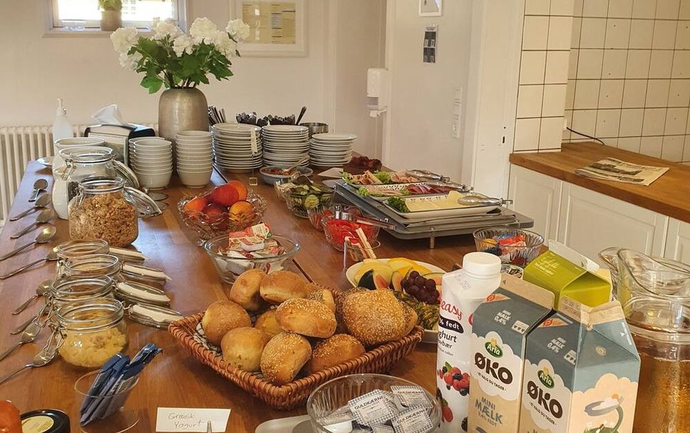 Buffet Photo