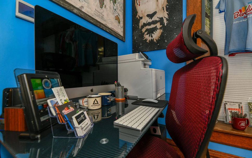 Business center Photo