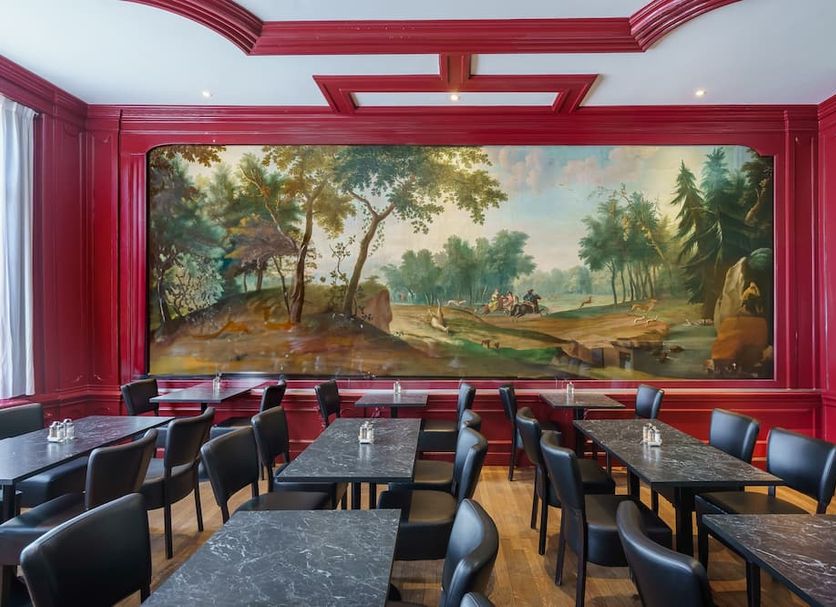 Restaurant Photo