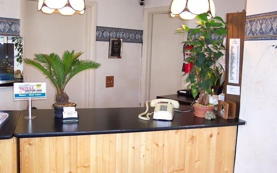 Front desk Photo