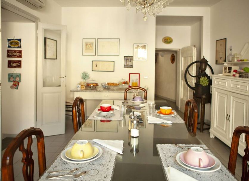 Dining room Photo