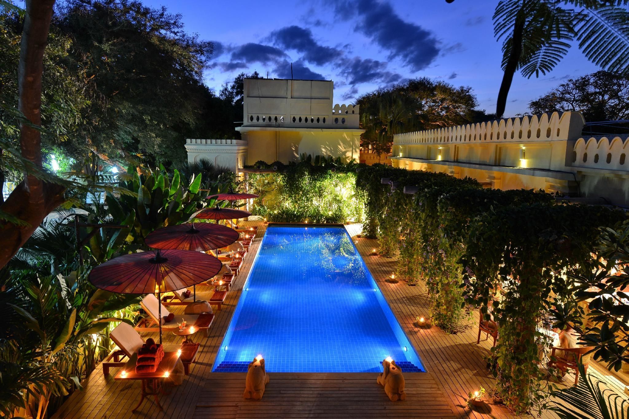 Pool