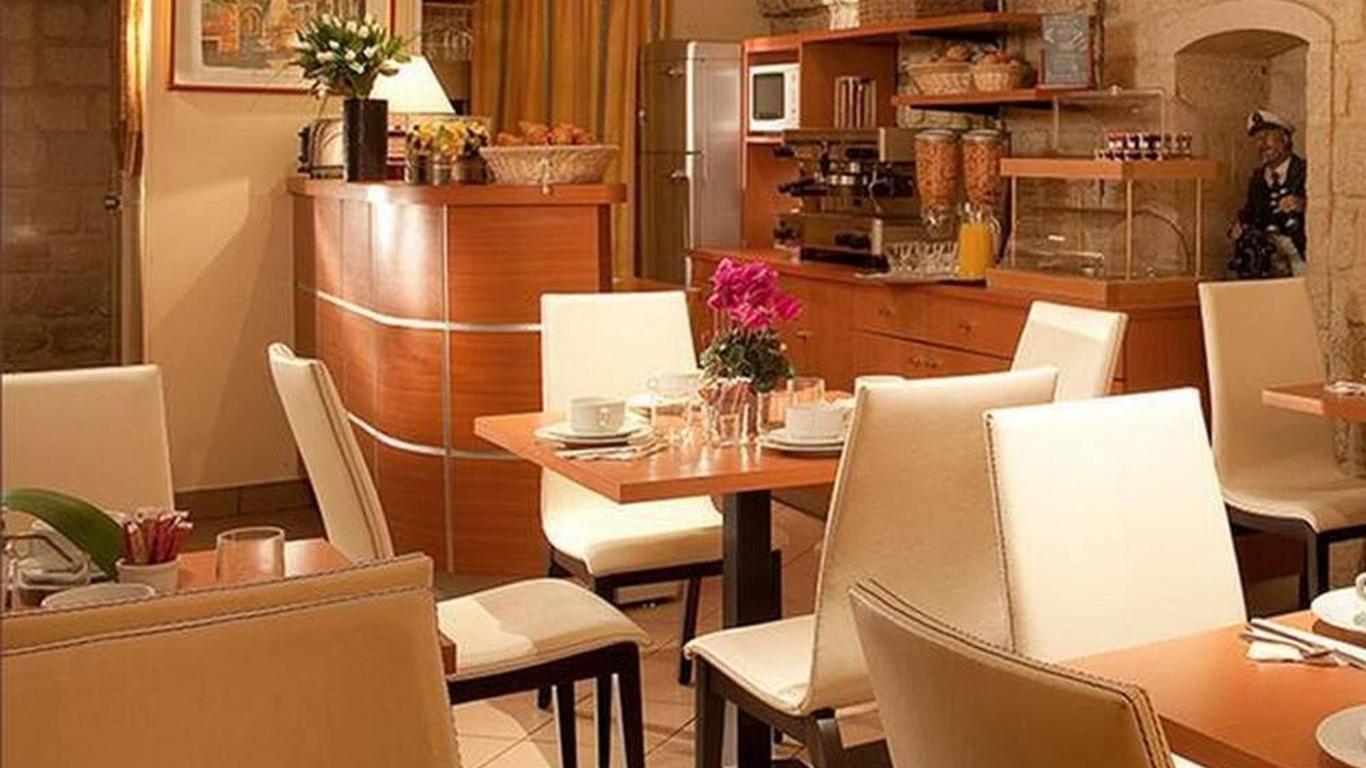 Opera Deauville Hotel