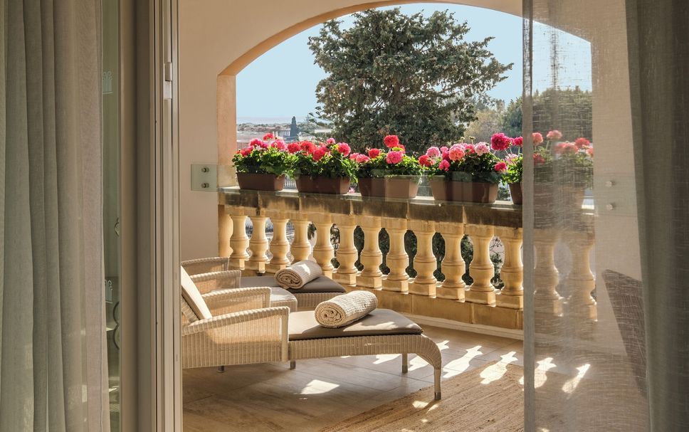 Balcony Photo
