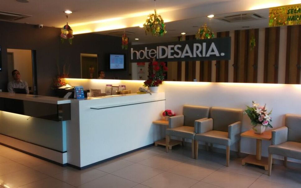 Front desk Photo