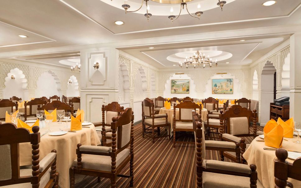 Banquet hall Photo