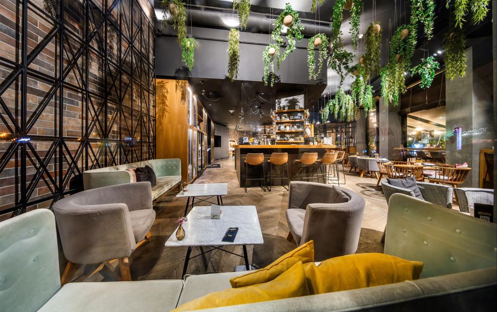 Restaurant Photo