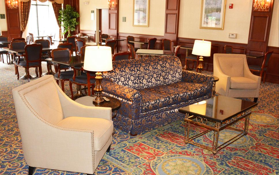 Lounge Photo