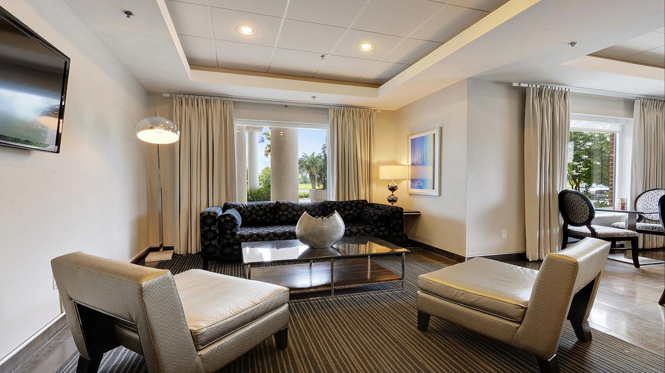 Holiday Inn Express & Suites Gonzales, An IHG Hotel