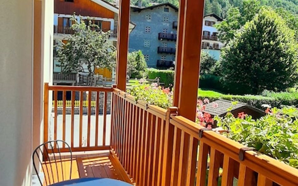 Balcony Photo